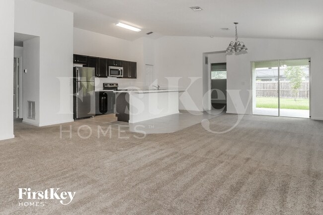 Photo - 3157 SW Letchworth St