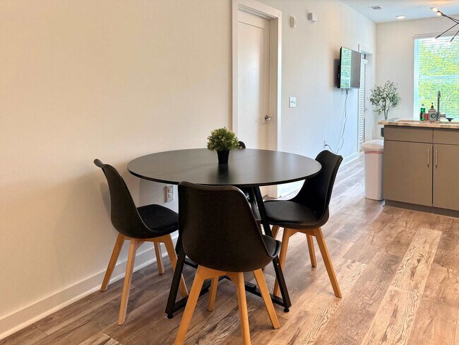 Photo - 525 Parkway Dr NE Unidad ID1299398P