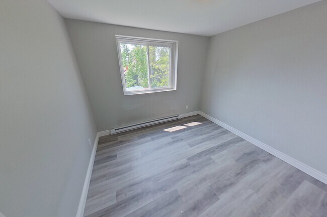 Photo - 385 Division St Unit 102