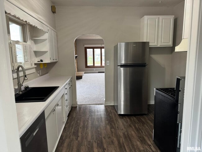 Photo - 3122 W Locust St