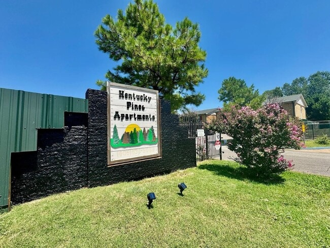 Photo - 1 bedroom - 1 bath Kentucky Pine Apartments - Unit 5801G Unit 5801G