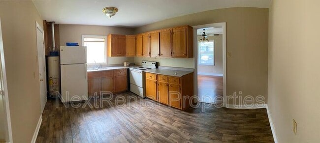 Photo - 2858 Fairhill Dr