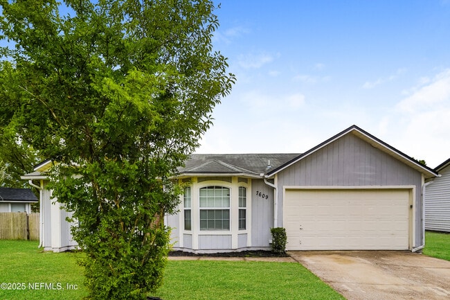 Building Photo - 7609 Dover Cliff Dr S Rental