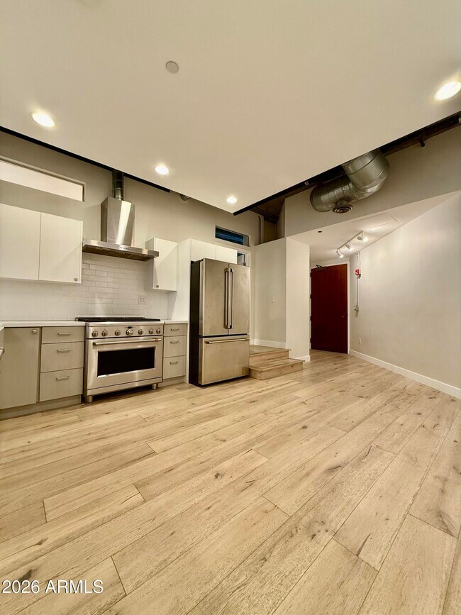 Photo - 21 E 6th St Unit 407