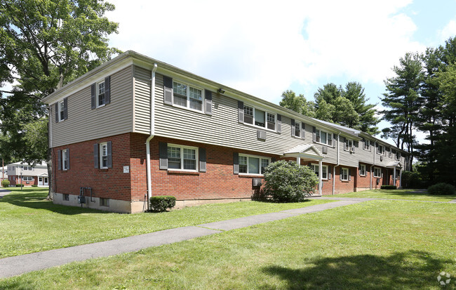 Deerfield Apartments For Rent in Windsor, CT | ForRent.com