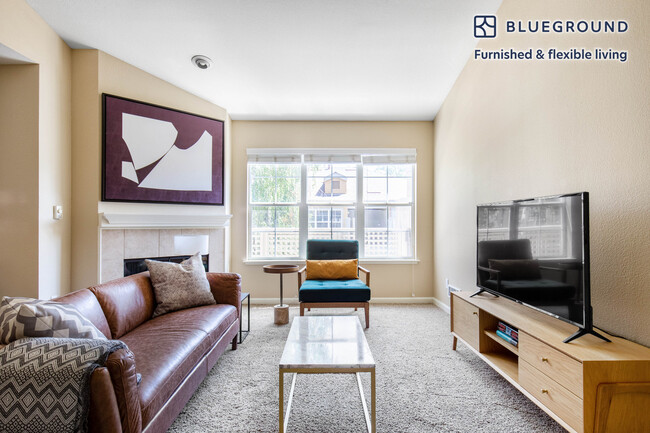 Building Photo - 1570 Vista Club Cir Rental