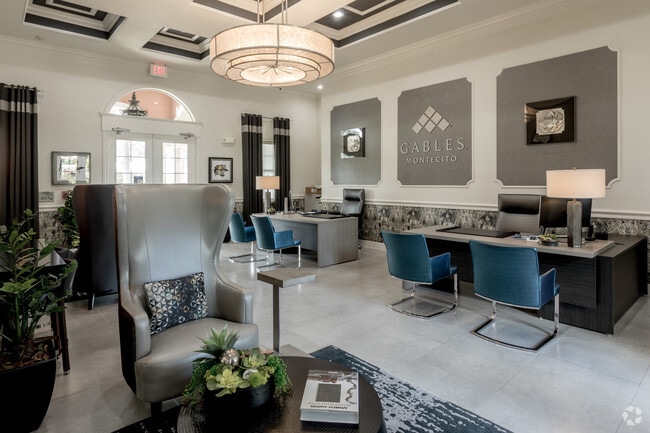 Leasing Center