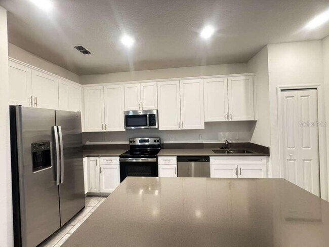 Photo - 7465 Stone Crk Trl