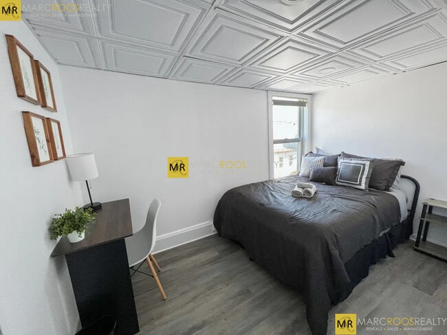 Photo - 158 Everett St