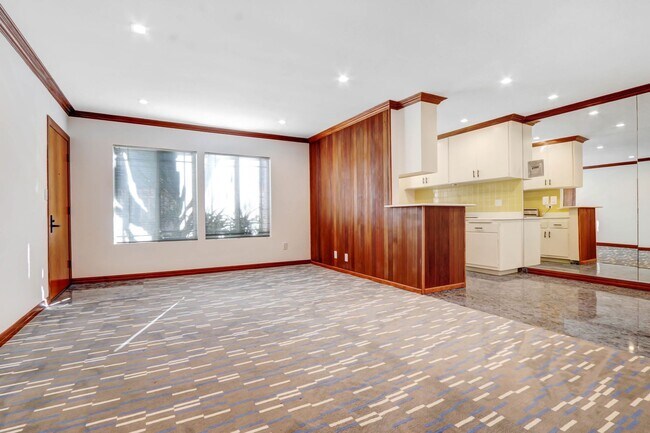 Photo - 807 5th Street in Santa Monica.  Steps to ...