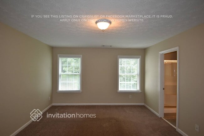 Photo - 2327 Pierce Way
