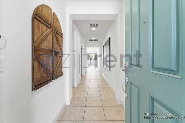 Photo - 4607 N Casey Ave