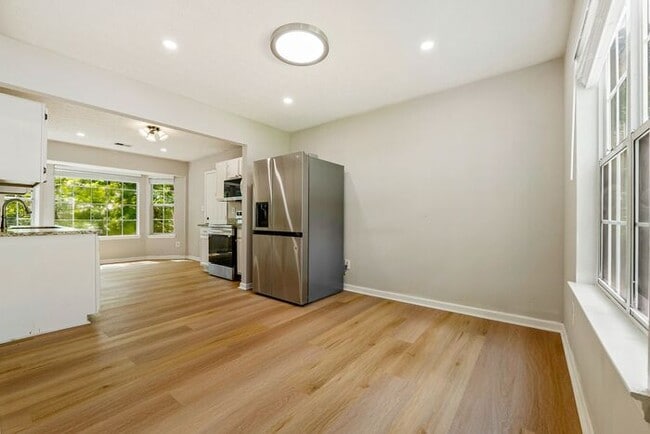 Photo - 11280 Abbotts Station Dr