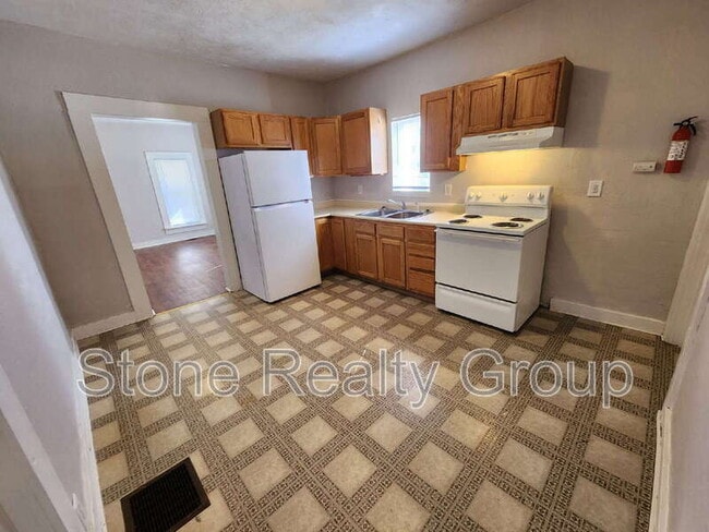 Photo - 233 S Lincoln St