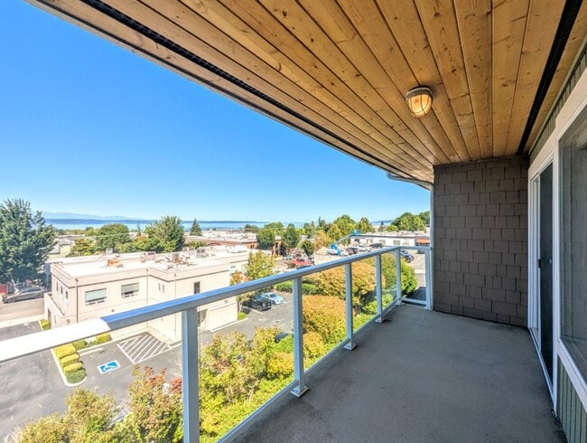 2Bd/1Ba Edmonds Condo - 2Bd/1Ba Edmonds Condo Unit 204
