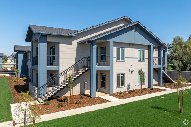 Building - Broadstone Place Rental