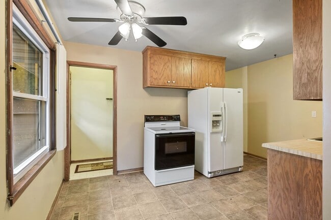 Photo - 4945-4945 Sheridan Ave S Unit 4943 Sheridan