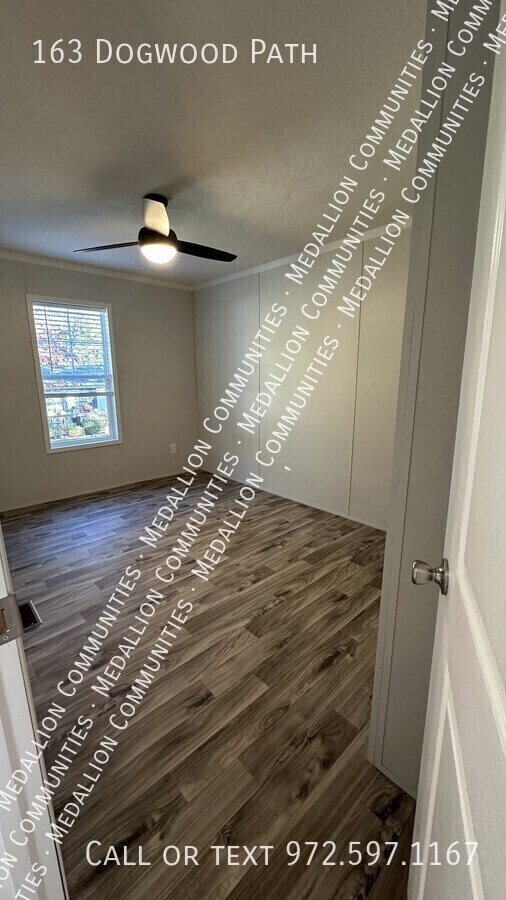 Photo - 163 Dogwood Path Ln