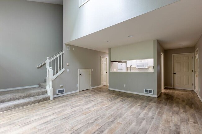 Photo - 9729 NW Miller Hill Dr