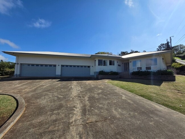 Building Photo - Renovated 3-Bedroom 2.5 bath  Home in Kula
