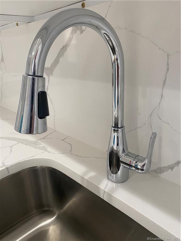 Photo - 31 Lake Ave Unidad 2