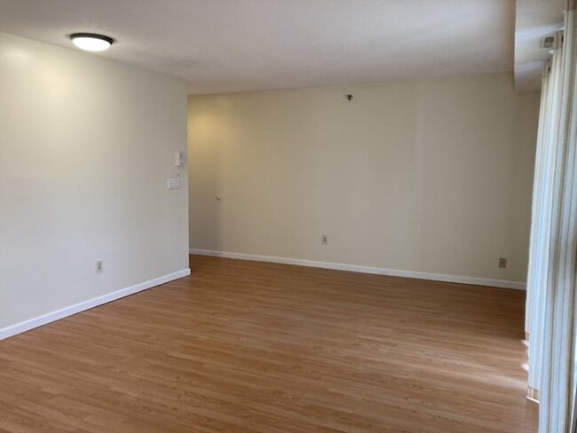 74 Tennis Plaza Rd