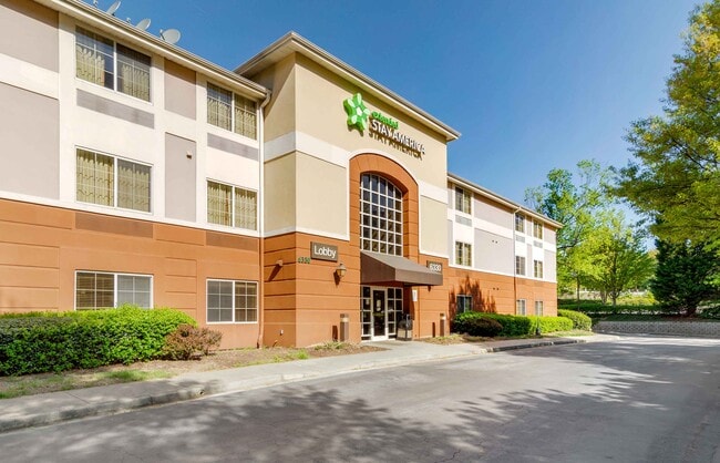 Building Photo - Furnished Studio-Atlanta - Perimeter - Pea... Rental