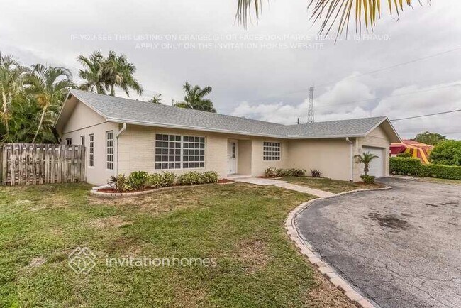 Photo - 228 NE 25th St