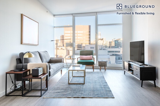 Building Photo - 8 10th St Rental