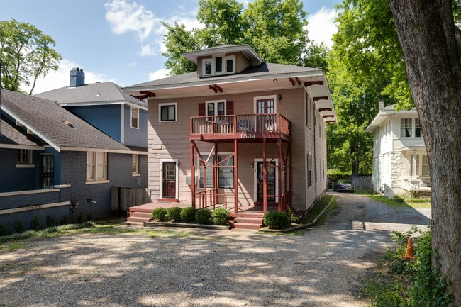 Building Photo - 1534 N Parkway Unit 1