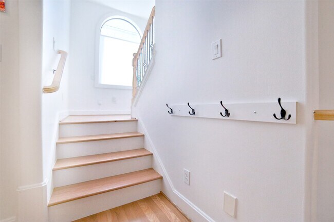 Photo - 2410 Dorrington St Unit C