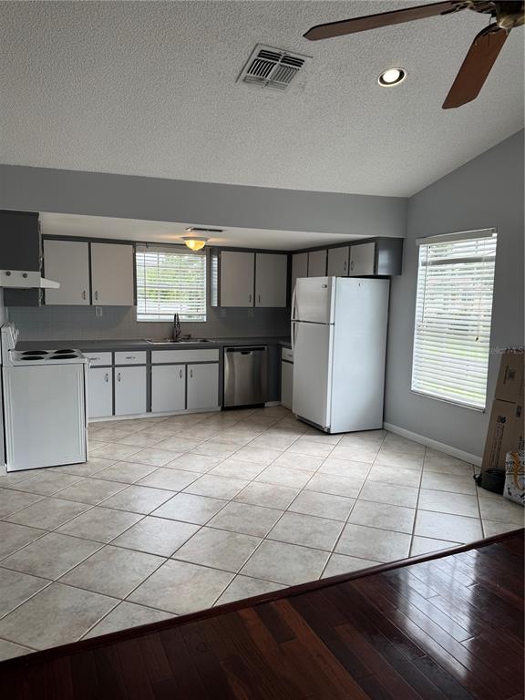 Photo - 7035 McCray Dr