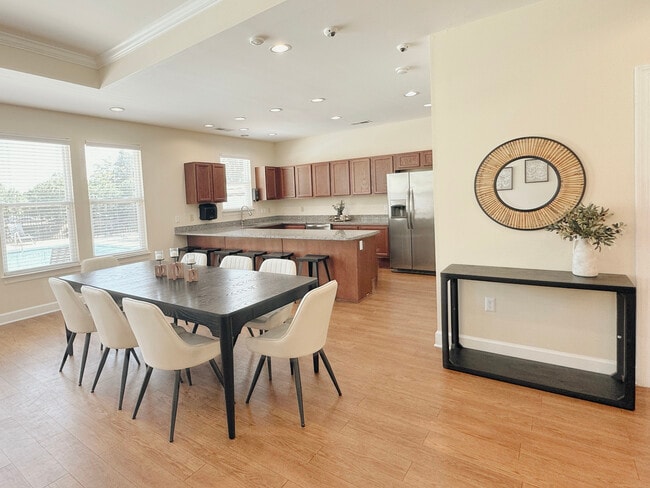 Clubhouse Kitchen + Dining Area