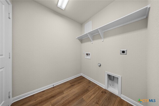 Photo - 1821 Holleman Dr