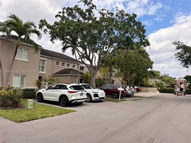 Photo - 5570 SW 70th Pl S