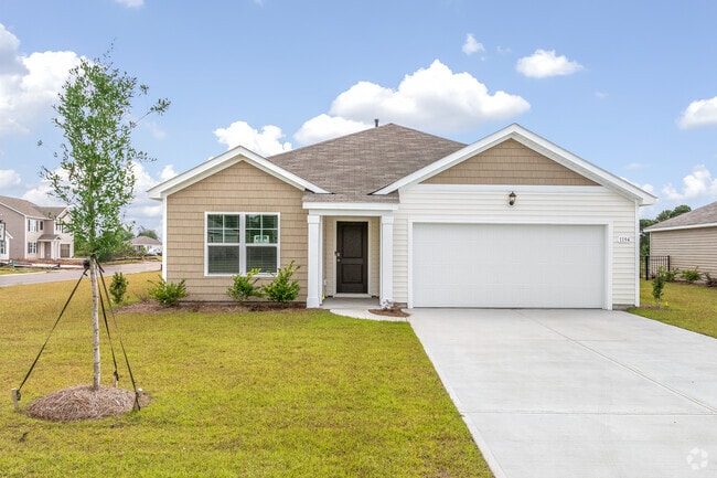 3BR, 2BA - 1,618SF Exterior Front
