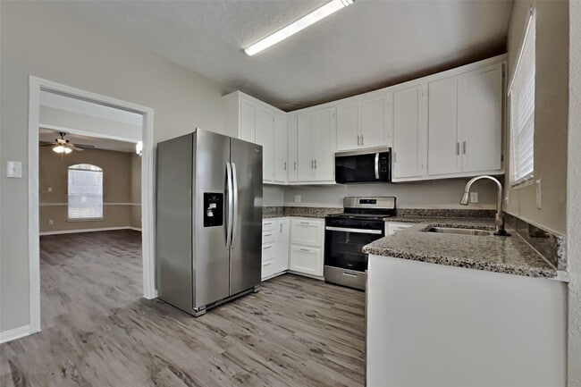 Photo - 17715 Seven Pines Dr