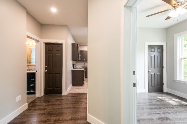 Photo - 511 Hamilton St