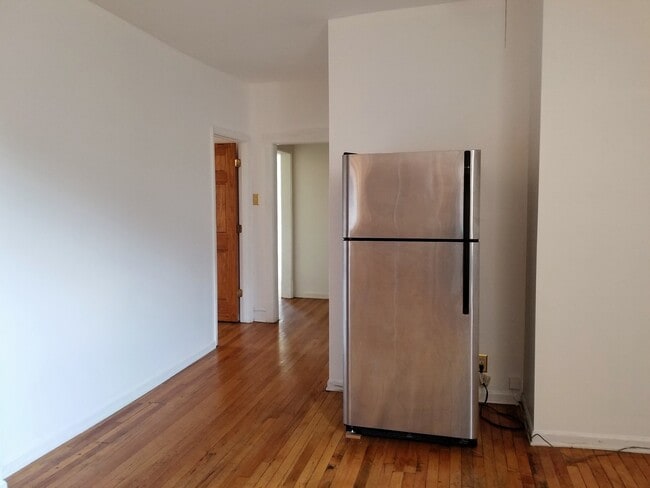 Photo - 2220 N St Louis Ave Unit 3