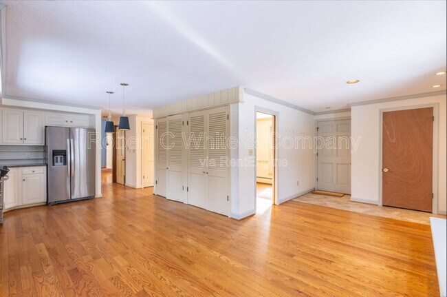 57 Ellise Rd