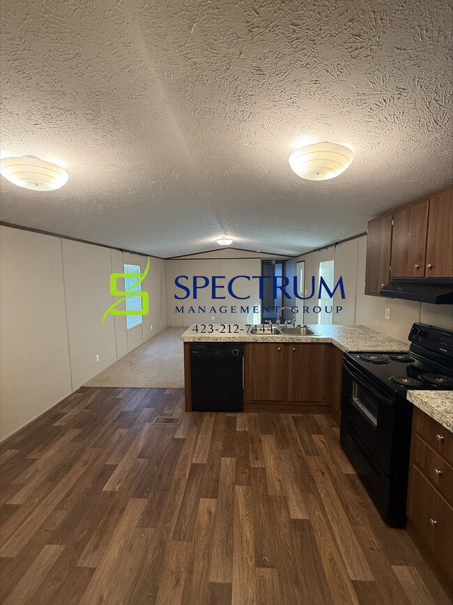 Photo - 2876 Democrat Rd