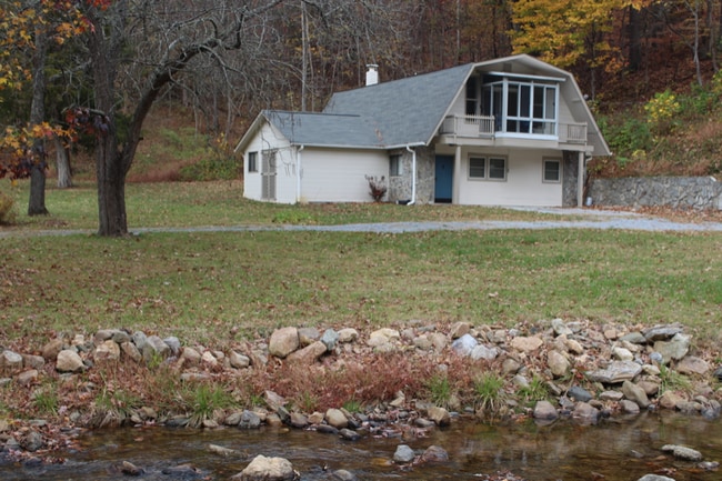 Photo - 342 Dry Creek Rd