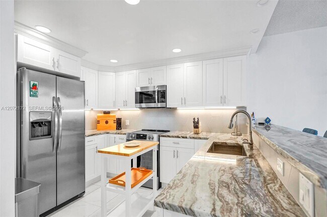 Photo - 1351 NE Miami Gardens Dr Unit 424E