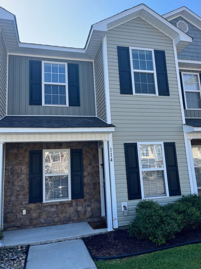 Townhome Avail in Carolina Plantations! - Townhome Avail in Carolina Plantations!