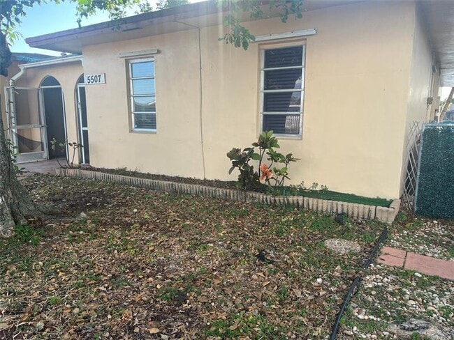 Photo - 5507 SW 24th Ave