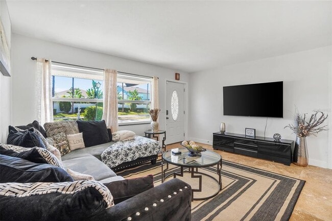 Photo - 1850 W Lake Brantley Rd