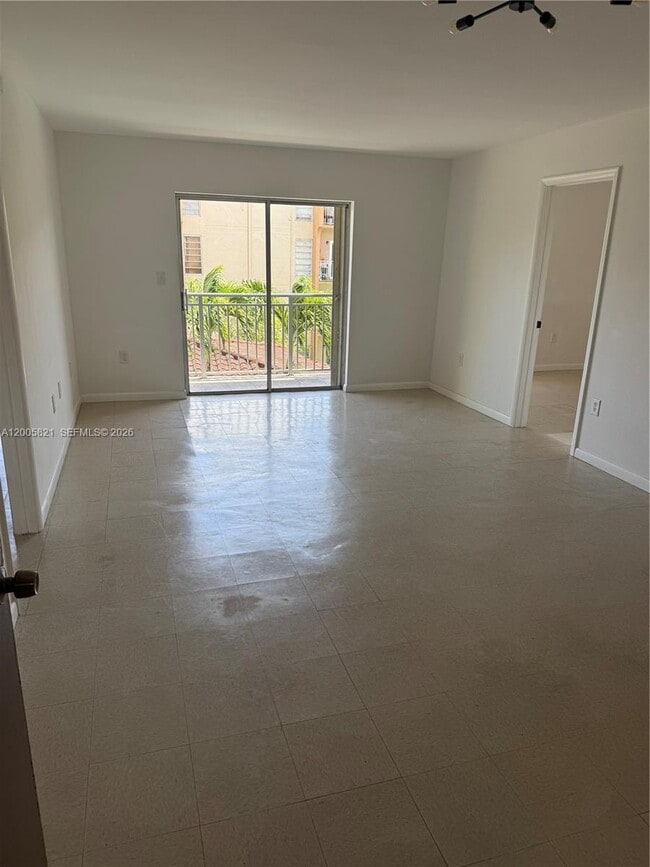 Photo - 4845 NW 7th St Unit 307-5