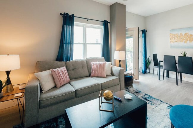 Photo - 202 E Main St Unidad ID1397955P