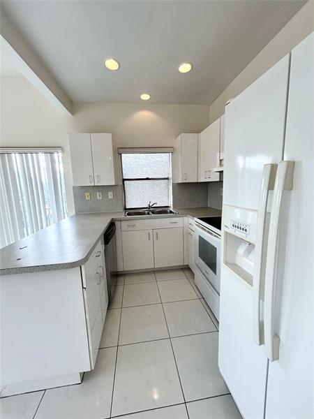 Photo - 4850 SW 63rd Terrace Unit 231