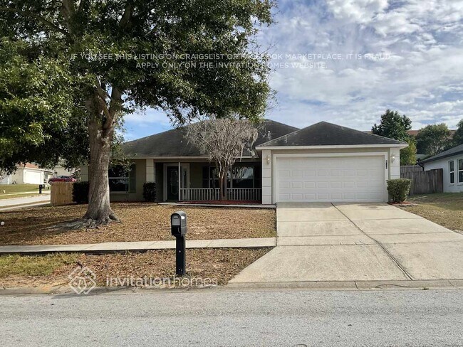 Building Photo - 830 Breezy Lake Way